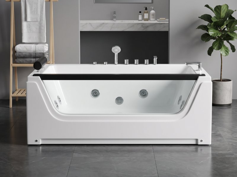 Jacuzzi / Bathtub